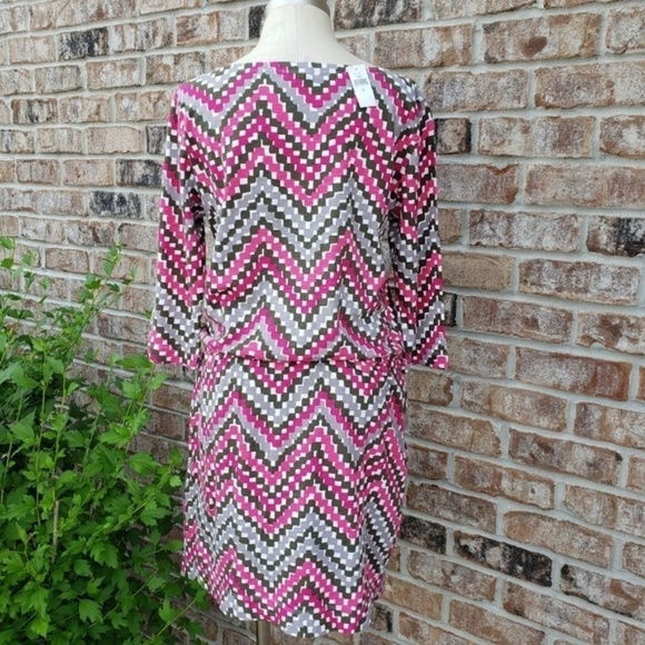 NWT Banana Republic Multicolor Zigzag Print Dress - Picture 3 of 6